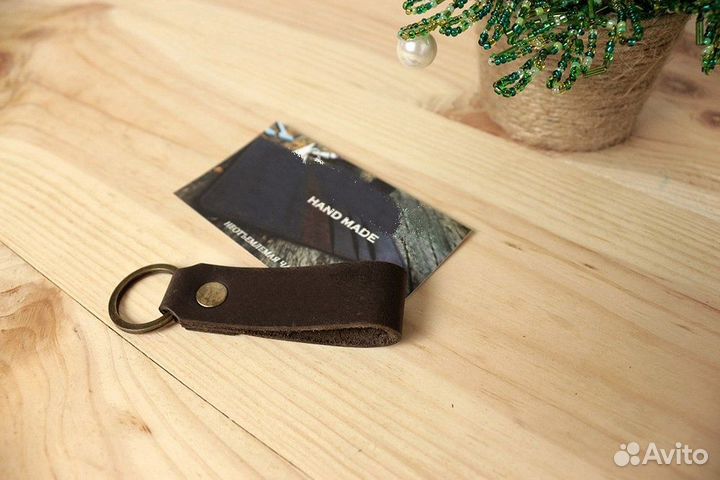 Брелок для ключей из кожи helford коричневый