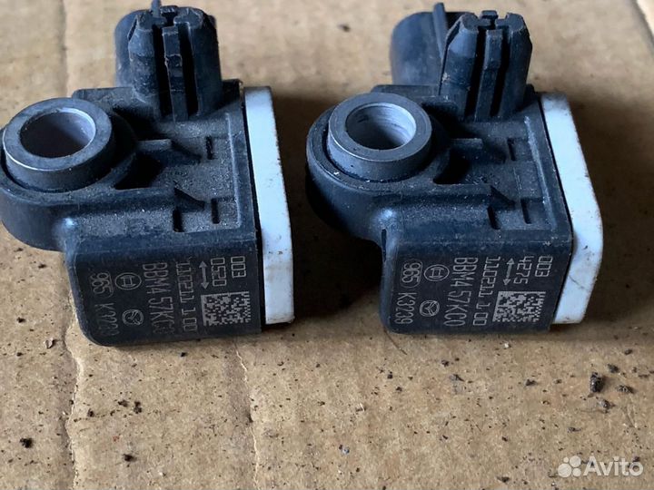 Датчик удара Mazda 3 BL bbm457kc0