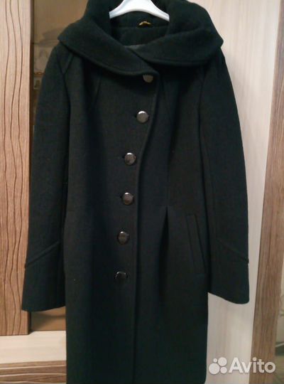 Пальто демисезонное