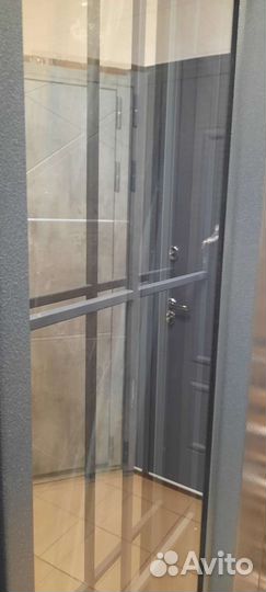 Дверь входная уличная с терморазрывом