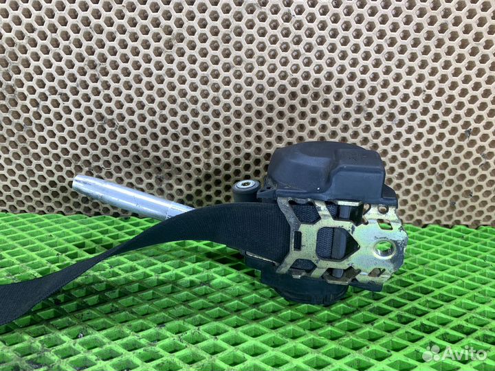 Ремень безопасности передний п. Mercedes-Benz w124