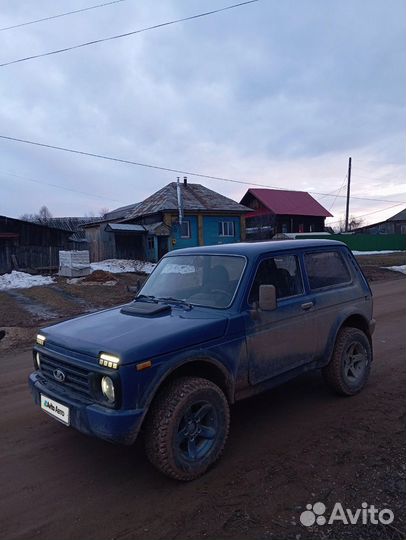 LADA 4x4 (Нива) 1.7 МТ, 2000, 120 000 км