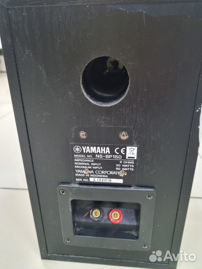 Аудио колонка Yamaha NS-BP150 black