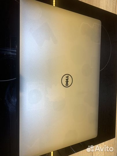 Dell xps 15 9560
