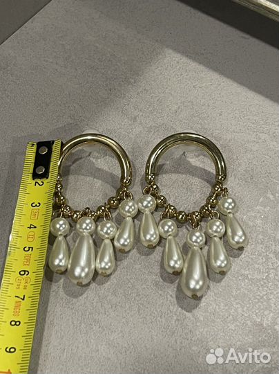 Серьги (бижутерия)