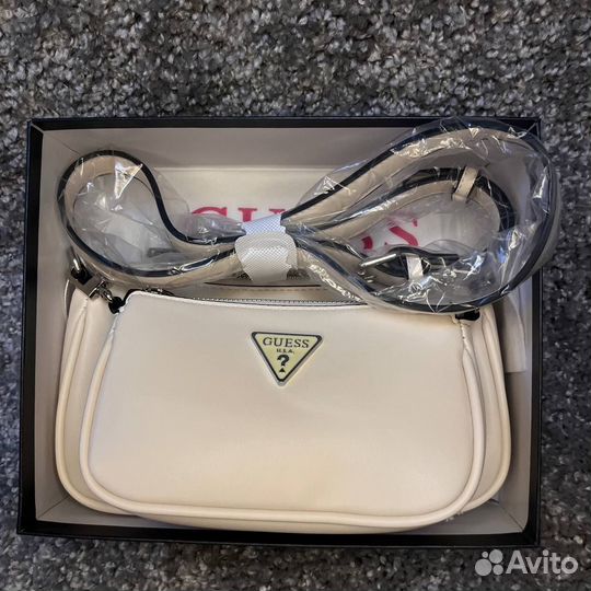 Сумка Guess бежевая