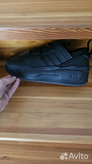 Новые кроссовки Adidas Y-3 Rivalry