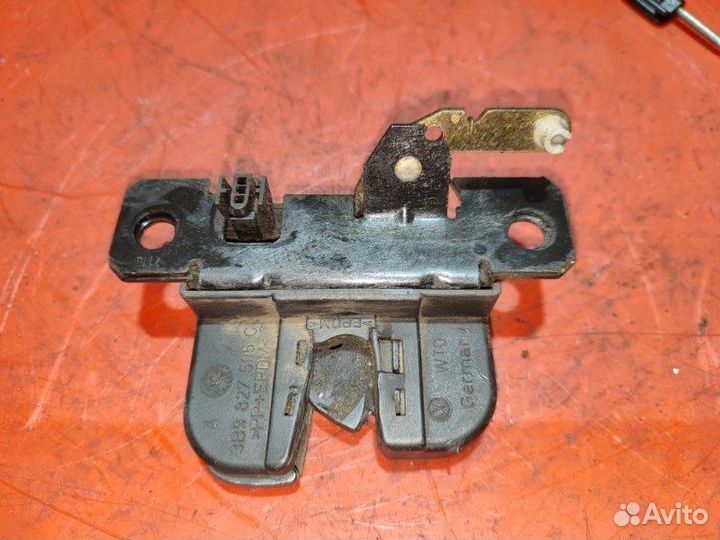 Замок багажника Volkswagen Passat B5 универсал 1.9