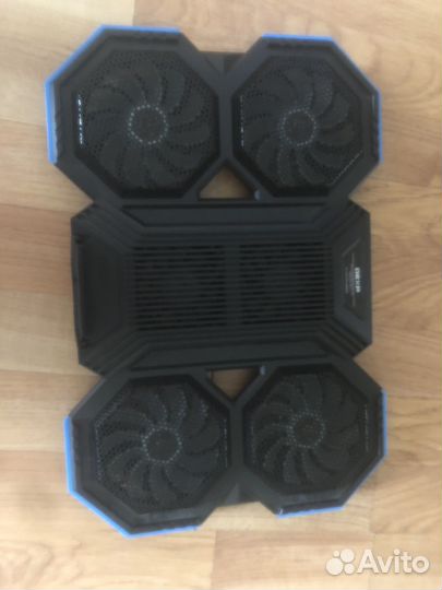 Подставка с охлаждением для ноутбука