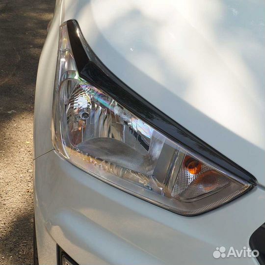 Накладки на переднюю оптику Hyundai Creta