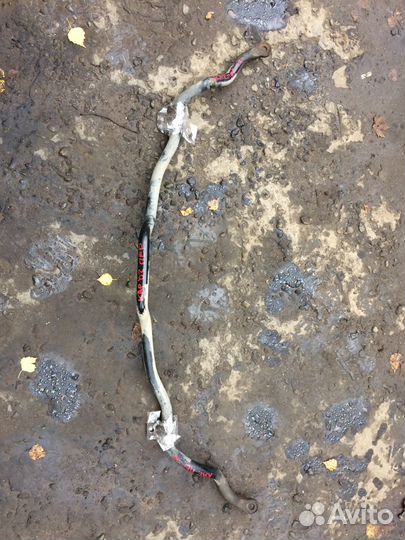 Передний стабилизатор Mitsubishi Carisma 2003