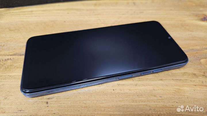 Смартфон tecno Spark 10c 4/64Gb