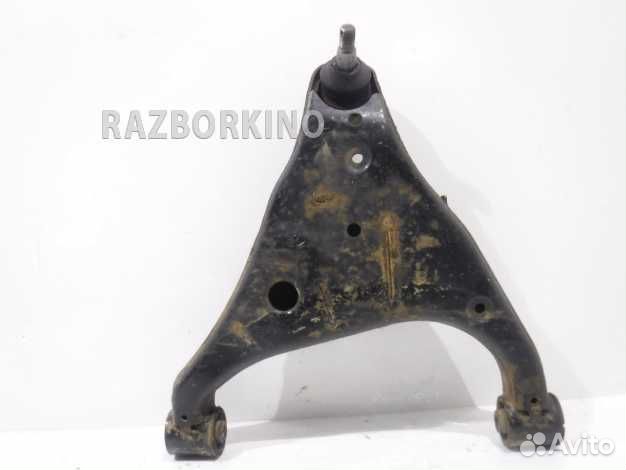 Рычаг передний правый нижний