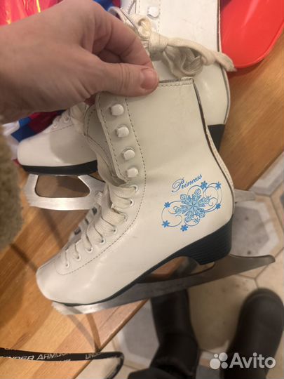 Коньки фигурные 33 размер