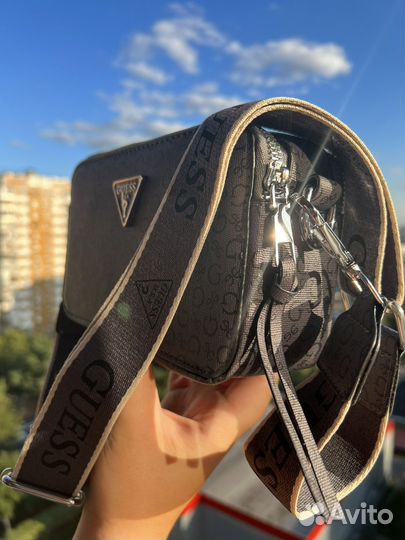 Женская сумка Guess