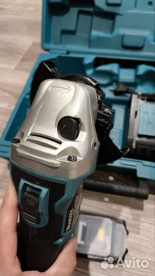 Аккумуляторная ушм болгарка Makita dga 504