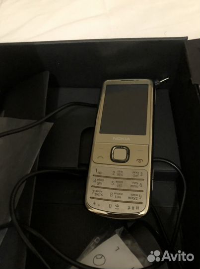 Nokia 6700 classic Gold Edition