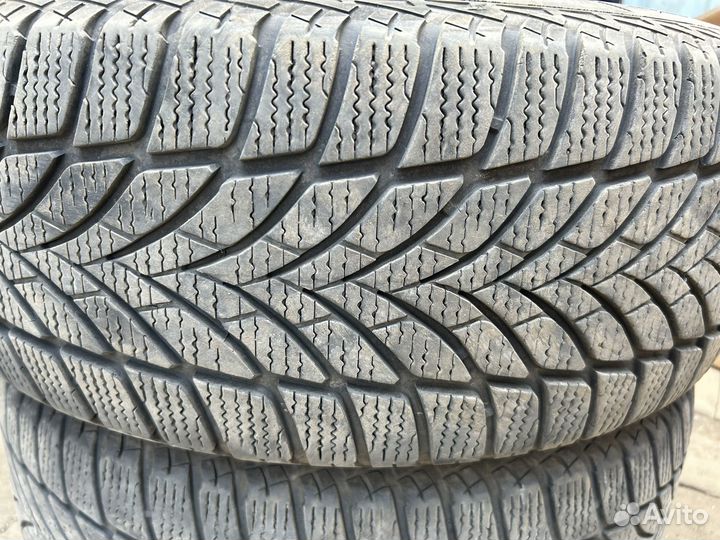 Goodyear UltraGrip Ice 2 205/55 R16