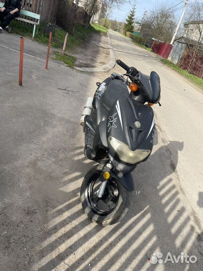 Скутер 125 кубов