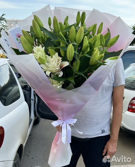 Букет лилий