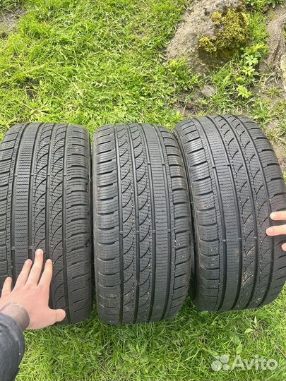 Aplus S201 235/40 R18