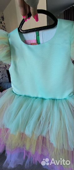 Платье праздничное пышное 104