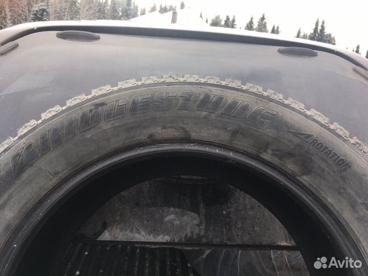 Bridgestone Ice Cruiser 7000 215/60 R17 100T