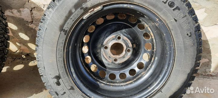 Tunga Nordway 2 185/70 R14