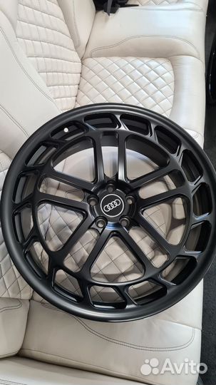 Кованые диски R21 для Audi A8 в наличии
