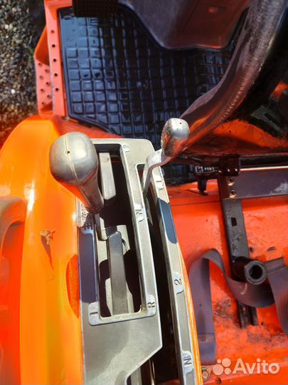 Мини-трактор Kubota GT3, 2020