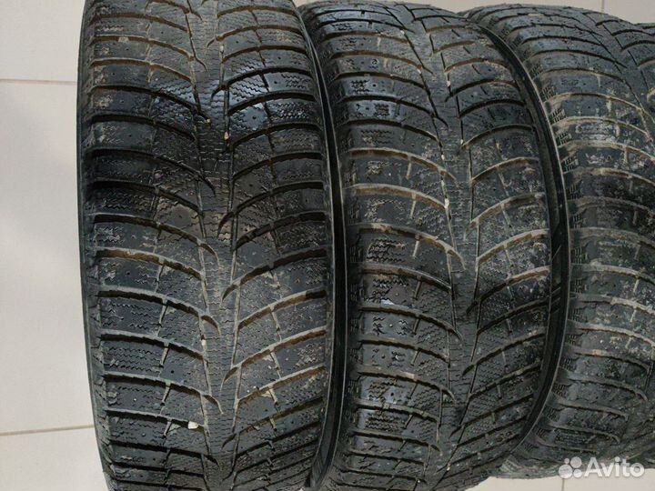 Laufenn I Fit Ice LW 71 215/55 R17 98T