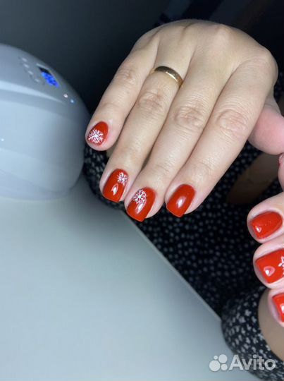 Наращивание ногтей