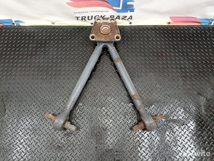 1817808 Тяга реактивная V-образная