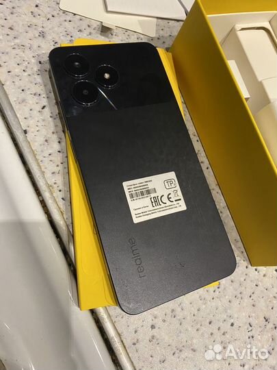 realme C51, 4/64 ГБ