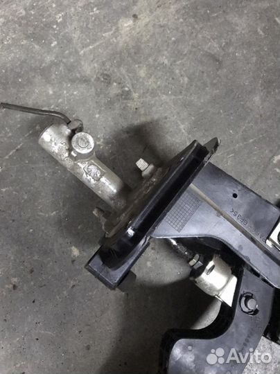 Главный цилиндр сцепления Chevrolet Lacetti