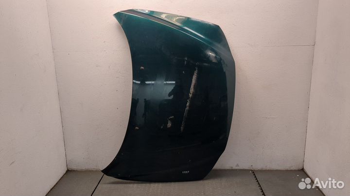 Капот Volvo V70, 2001