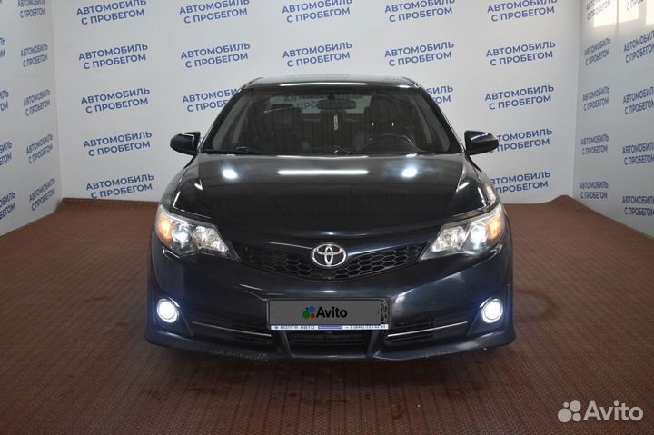 Toyota Camry 2.5 AT, 2013, 123 695 км