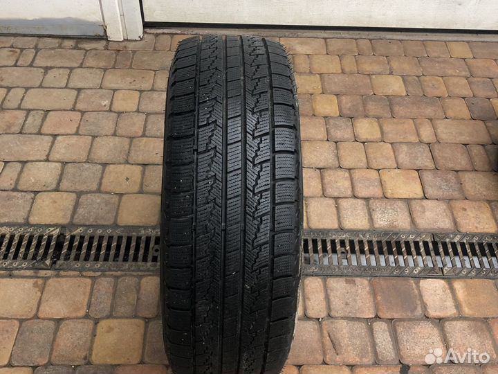 Nexen Winguard Ice SUV 215/65 R16 98Q
