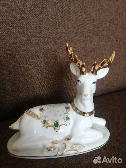 Статуэтка фарфор