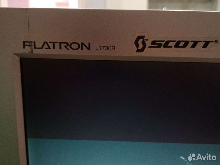 Монитор LG flatron L1730B