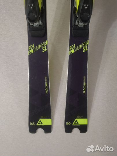 Горные лыжи Fischer RC4 WC SL