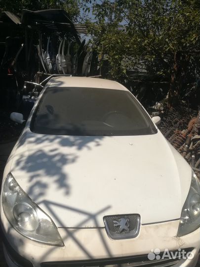 Капот Peugeot 407