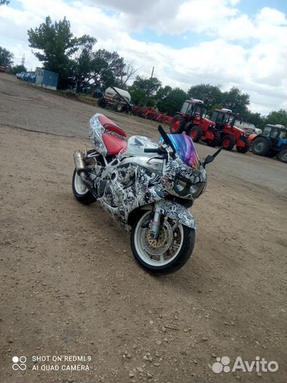 Honda CBR 900RR