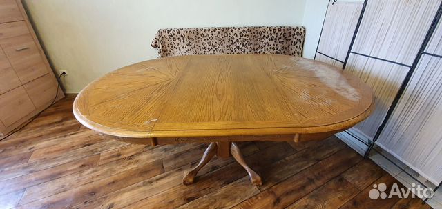 Кухонный стол