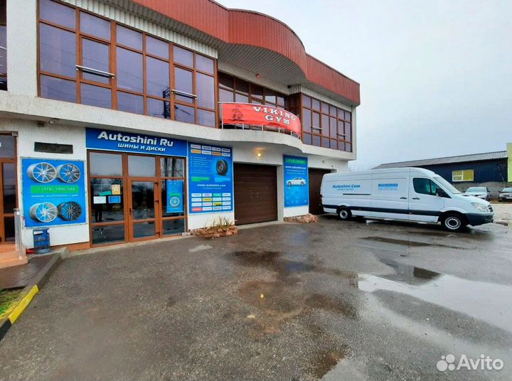 Kapsen SnowShoes AW33 235/65 R17 108T