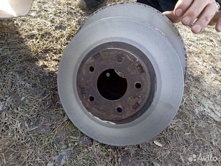 Диски тормозные передние Митсубиси asx