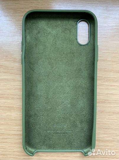 Зелёный чехол для iPhone xr