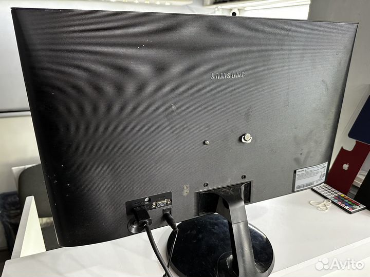 Монитор 24 дюйма Samsung