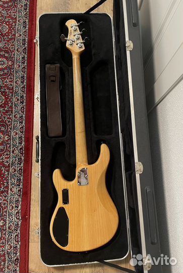 Music man sterling USA 4 string HS бас гитара
