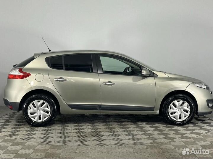 Renault Megane 1.6 CVT, 2014, 180 984 км